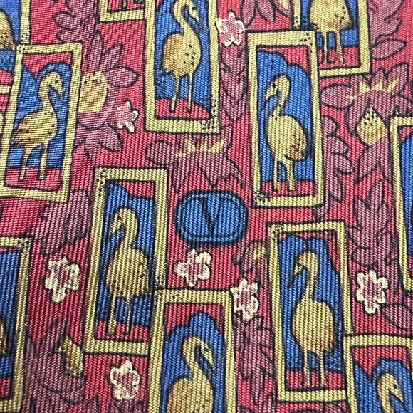 Vintage Valentino Garavani 100% Silk Authentic Men's Luxury Necktie